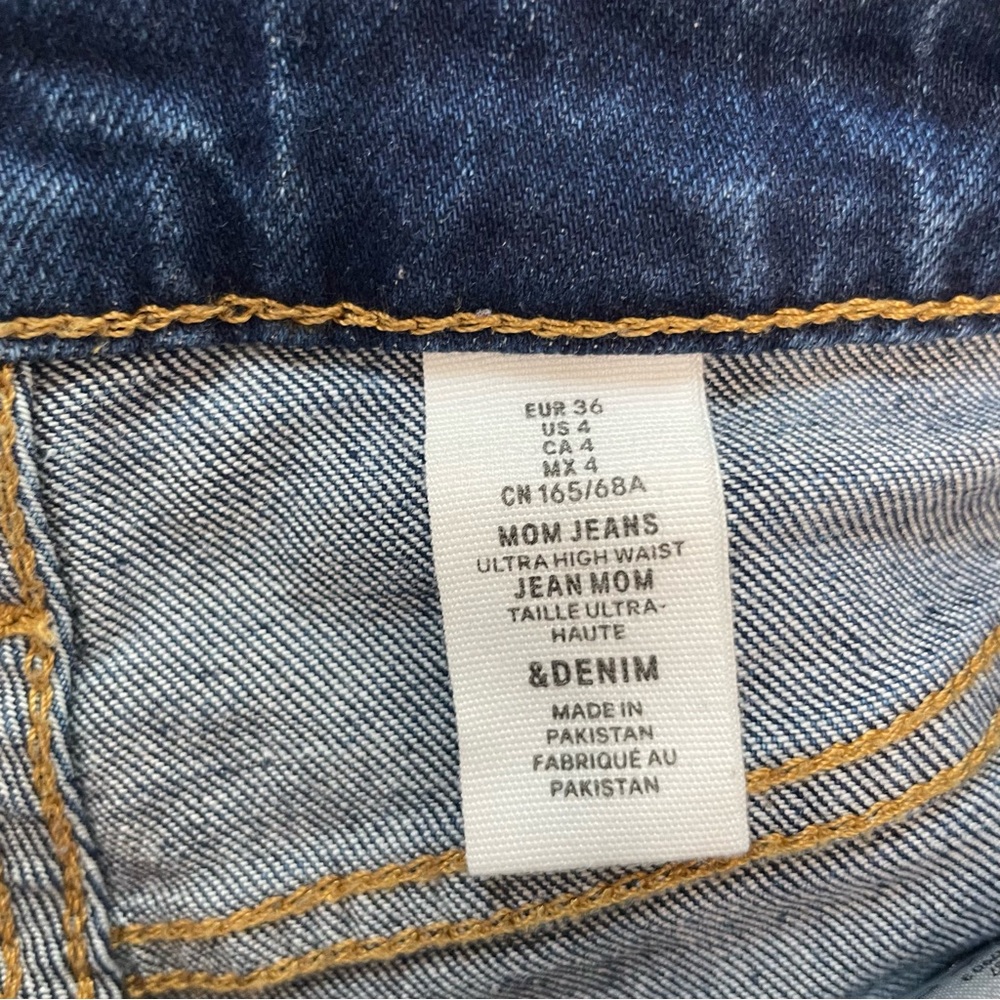 H&M Blue High Rise Jeans Classic Style - Picture 4 of 10